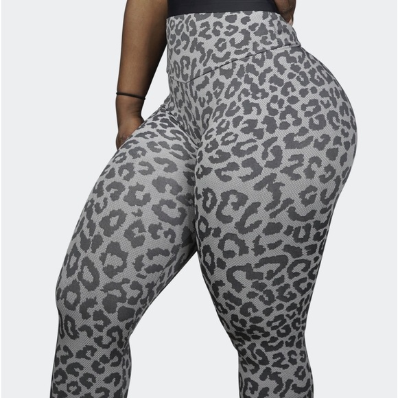 NWT Cake Body Leopard Print Seamless Scrunch Booty Leggings - Picture 3 of 8